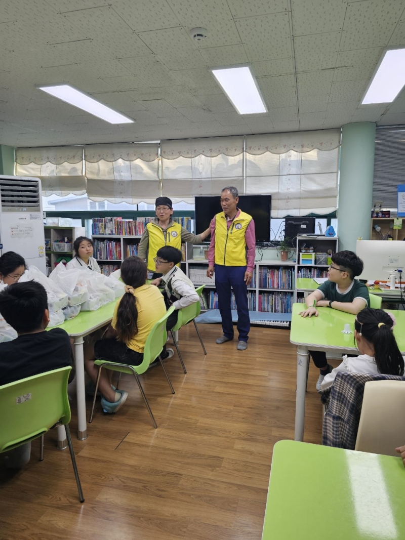중앙청소년유해환경감시단_사진_20250509_27.jpg