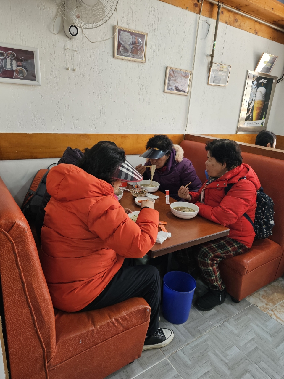 효 국수봉사회_사진_20240322_19.jpg