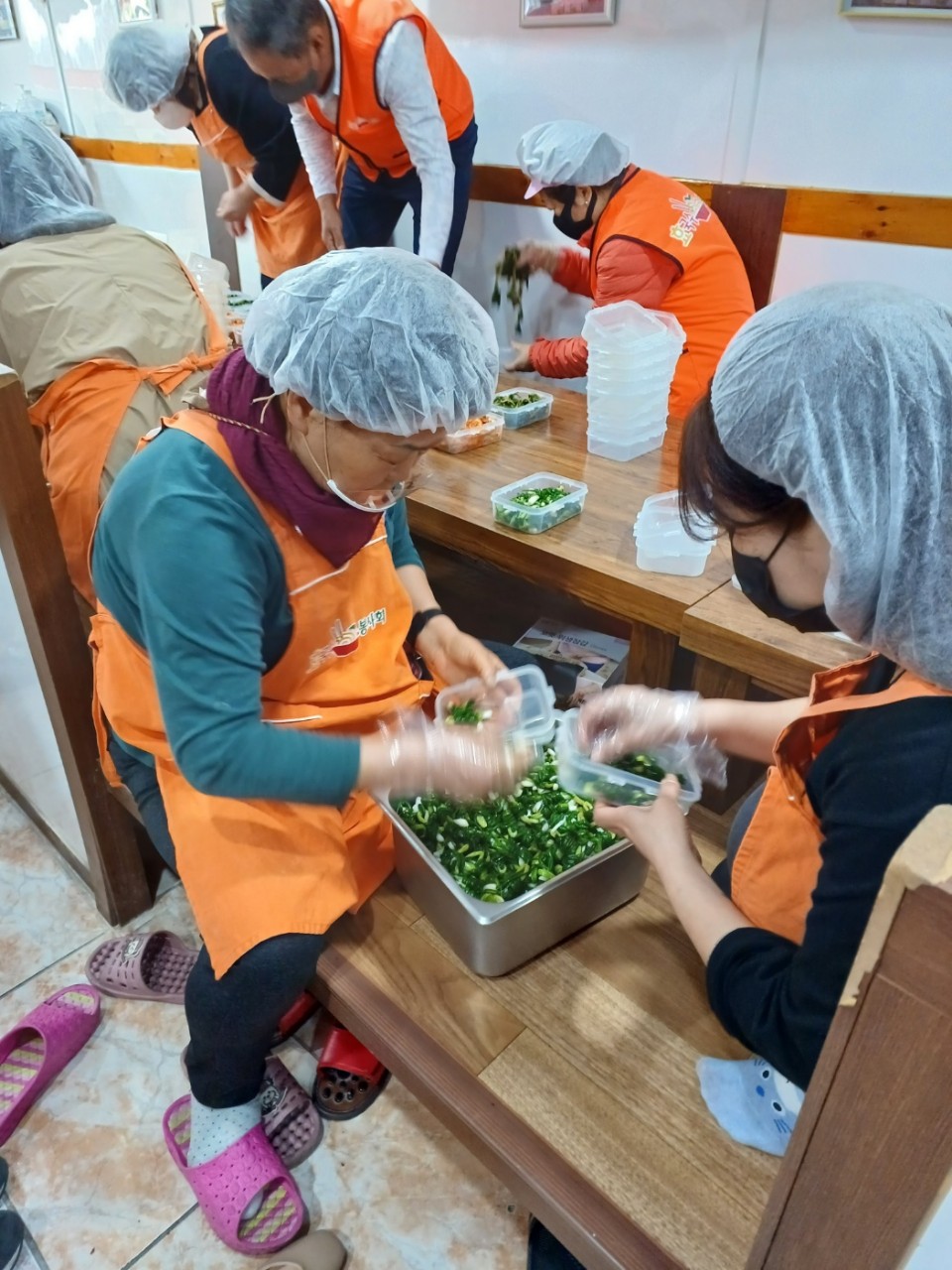 효 국수봉사회_사진_20230406_11.jpg