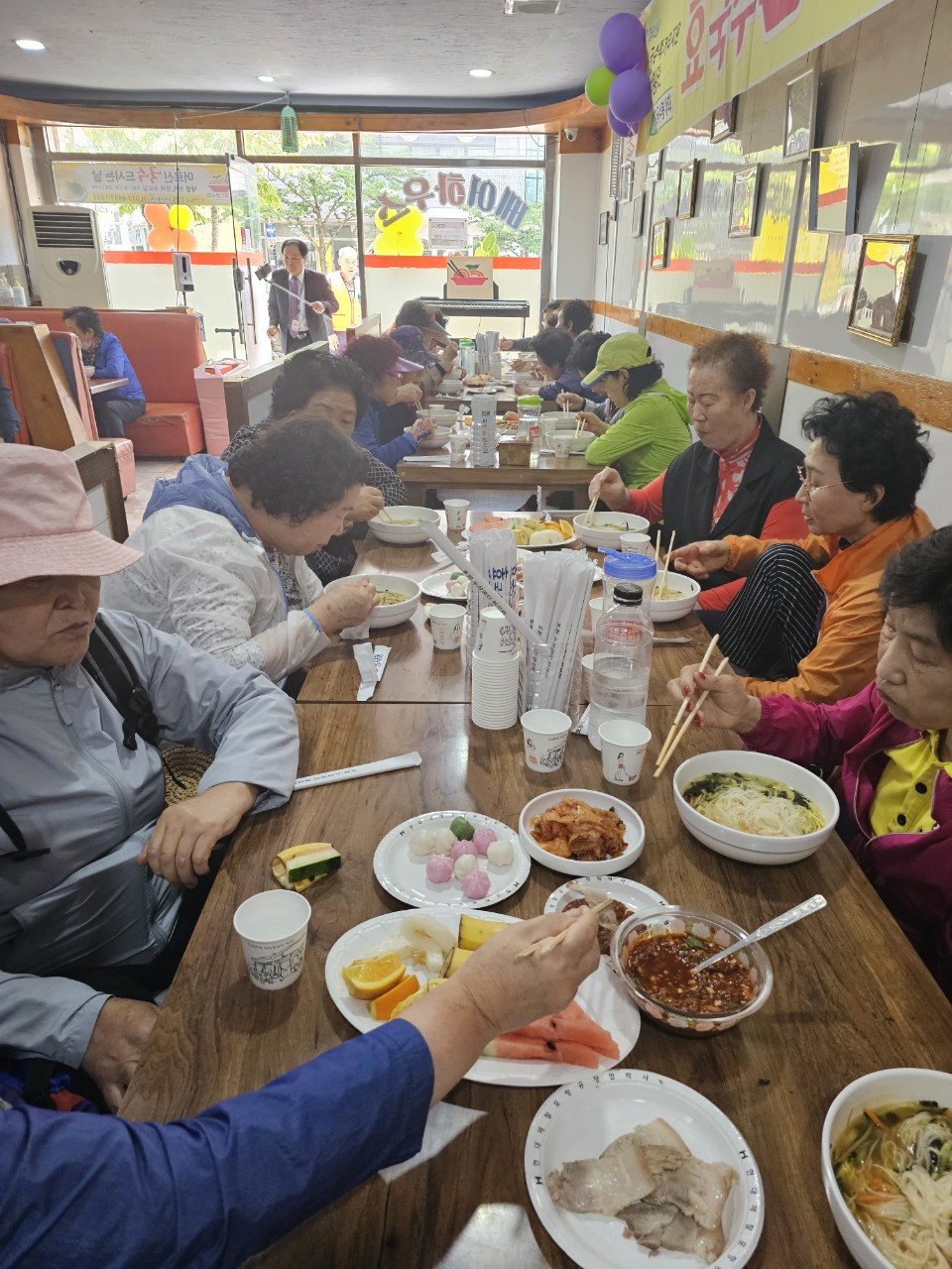 효 국수봉사회_사진_20230511_46.jpg