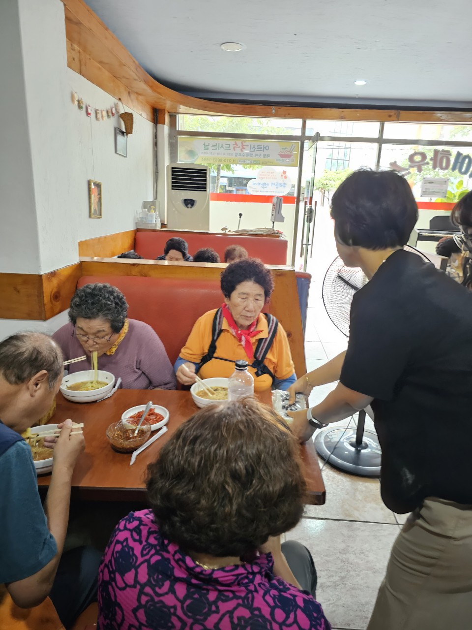 효 국수봉사회_사진_20230921_20.jpg