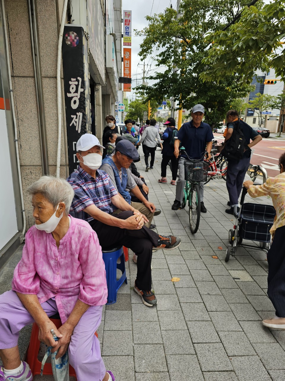 효 국수봉사회_사진_20230921_32.jpg
