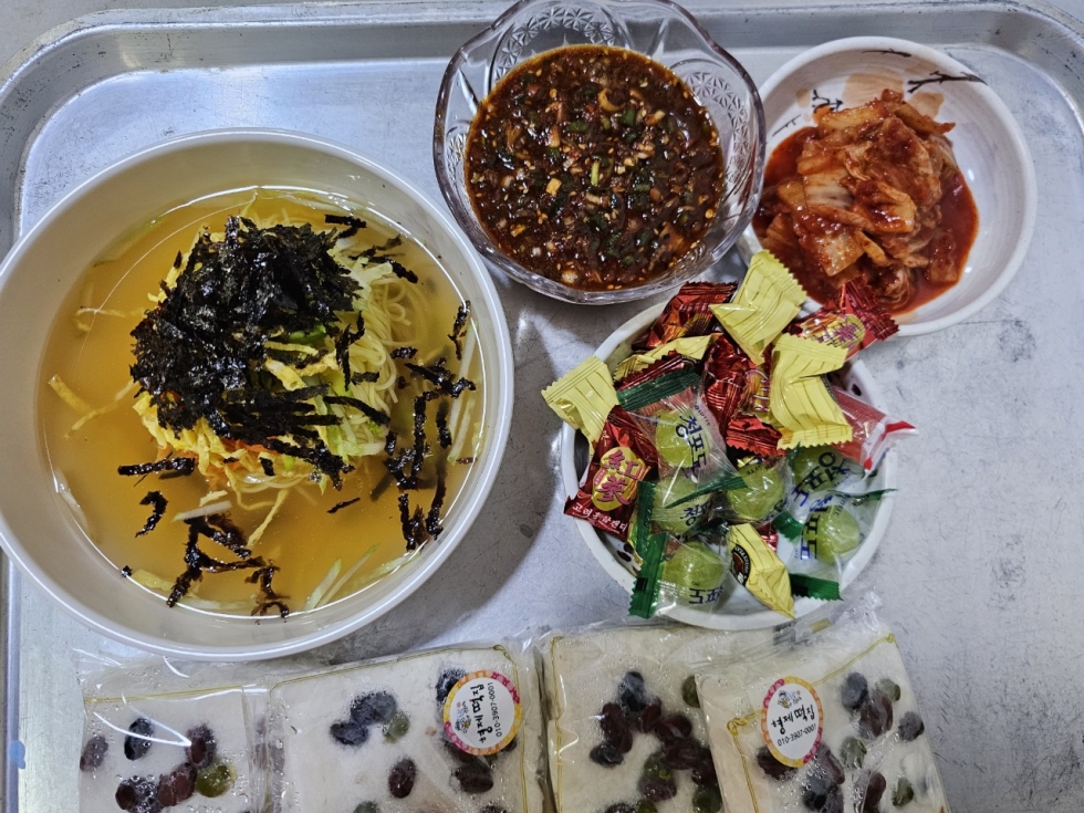 효 국수봉사회_사진_20230921_11.jpg