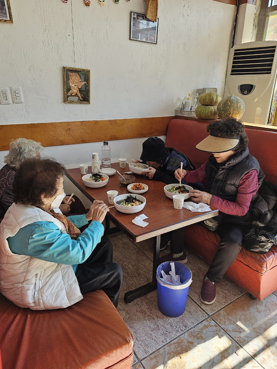 효 국수봉사회_사진_20231117_28.jpg