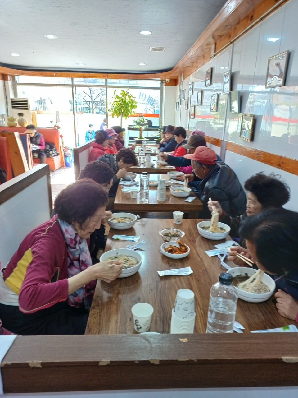 효 국수봉사회_사진_20231117_29.jpg