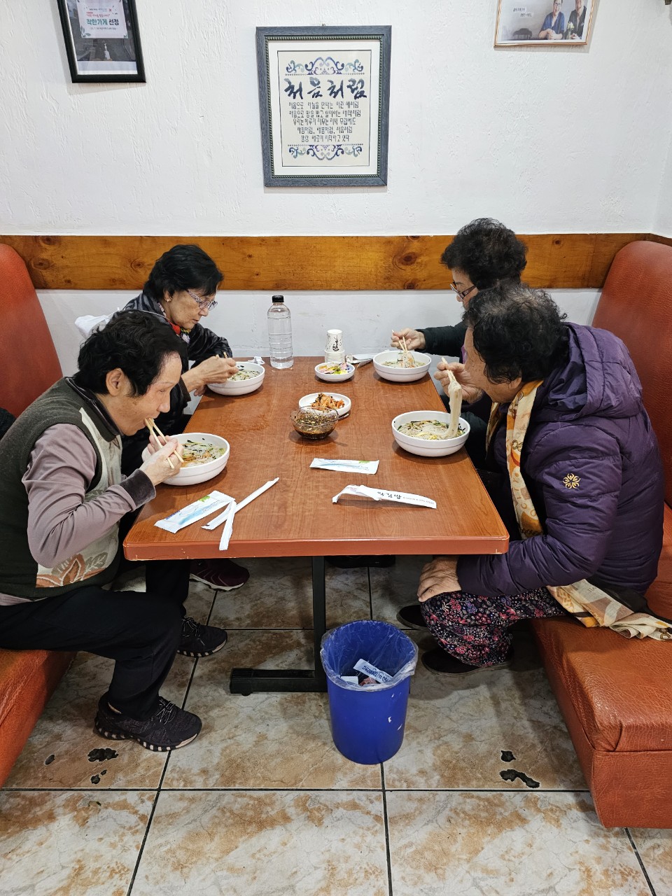 효 국수봉사회_사진_20231117_23.jpg