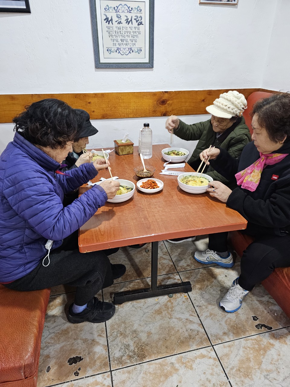 효 국수봉사회_사진_20231221_25.jpg